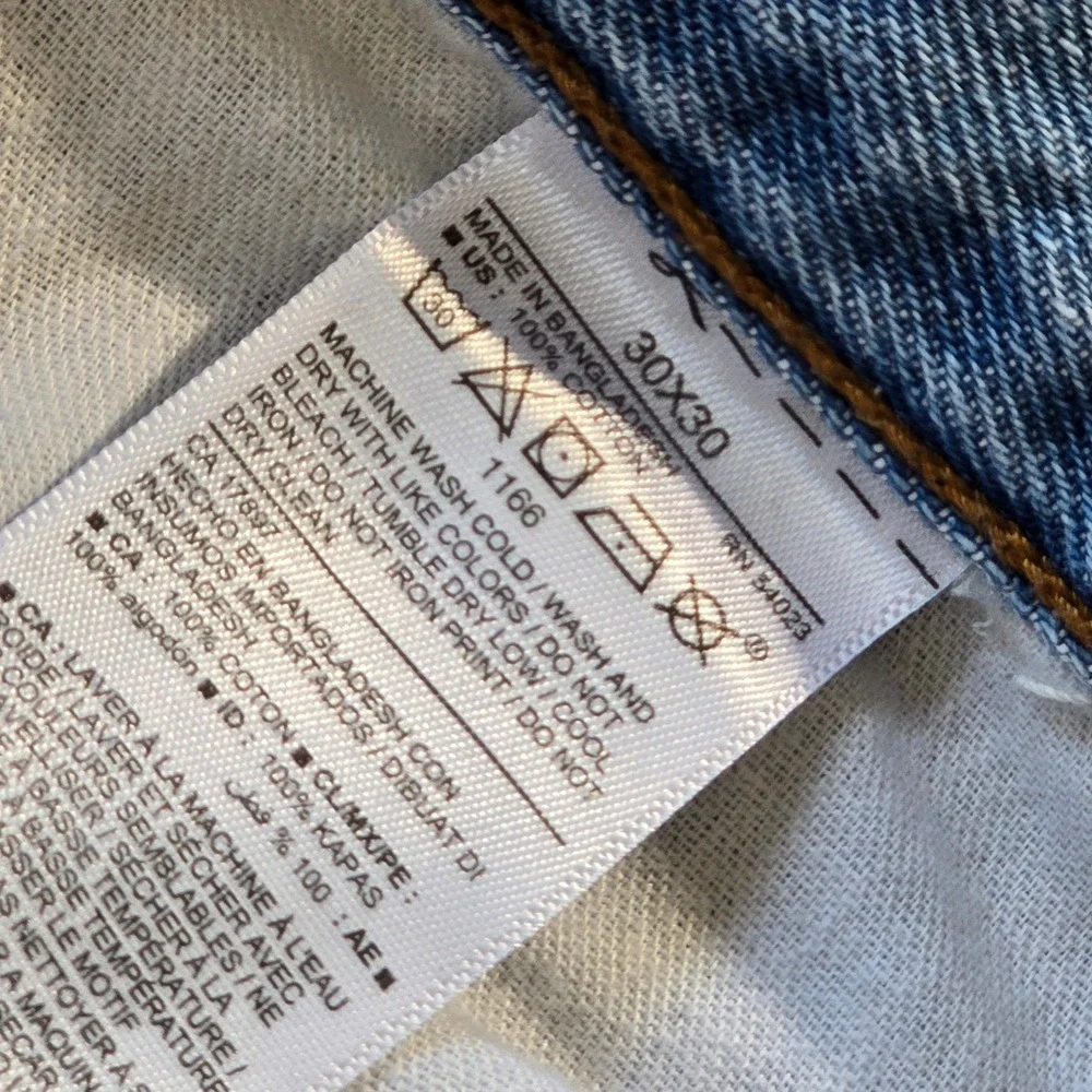 Old Navy Youth Boys Size 30x30‎ Straight Leg Light Wash Denim Jeans